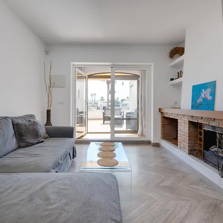 Chill Moment Home, Close To Apartment Cabo Roig